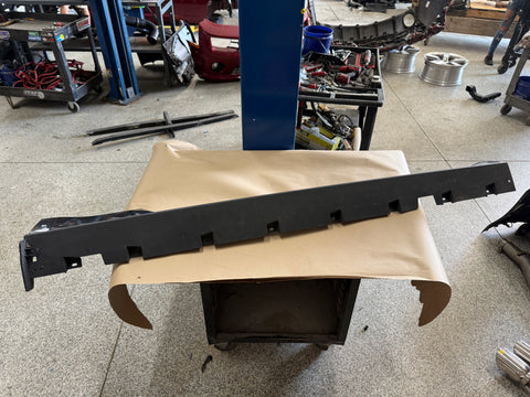 2015-2023 Ford Mustang GT V6 RH Passenger Side Skirt Molding "J7"