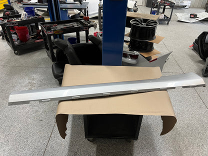 2010-2015 Chevrolet Camaro SS LH Driver Side Skirt Molding "Silver"