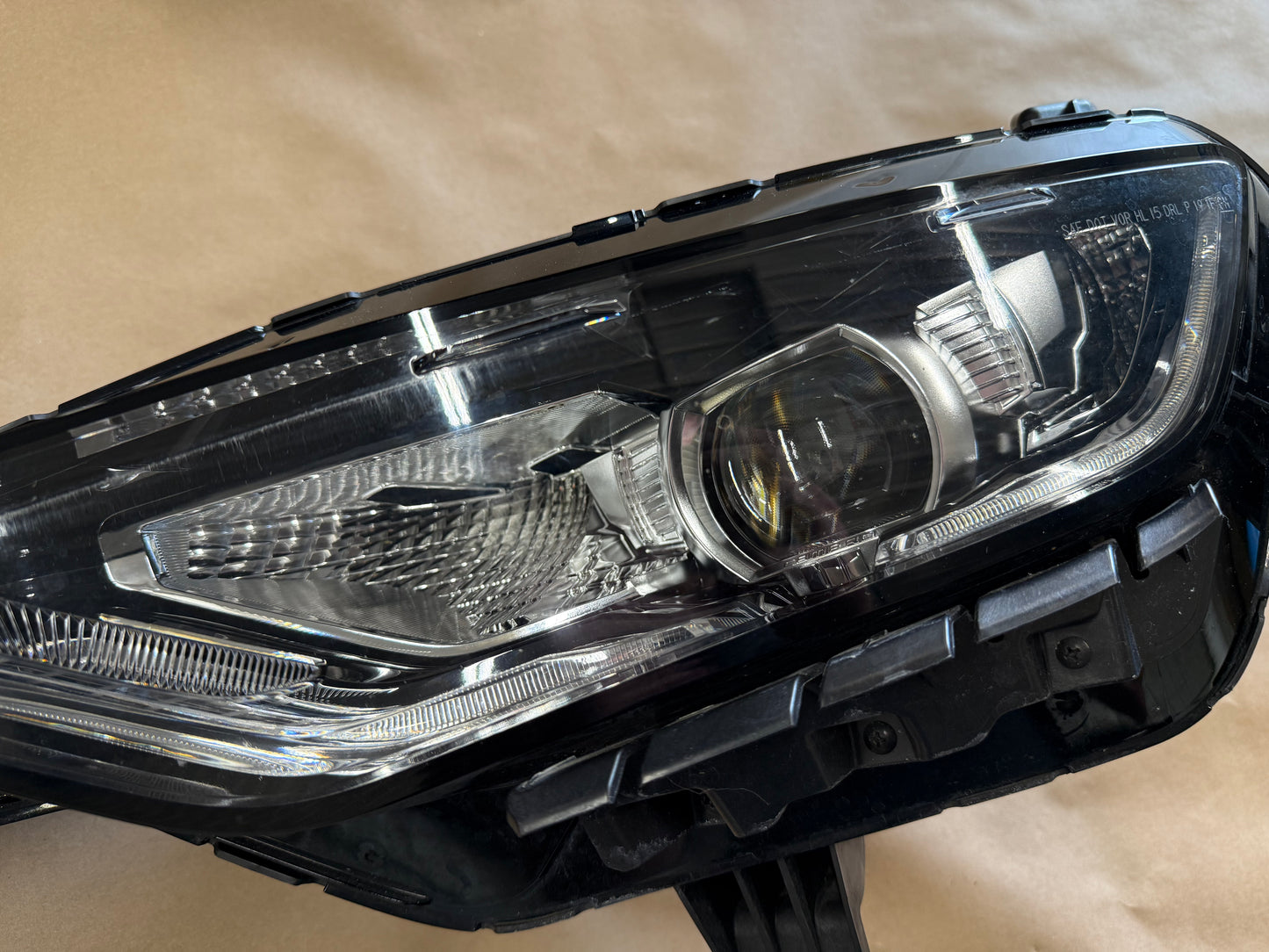 2019-2024 Chevrolet Camaro SS LH Driver Side HID Headlight 84756147