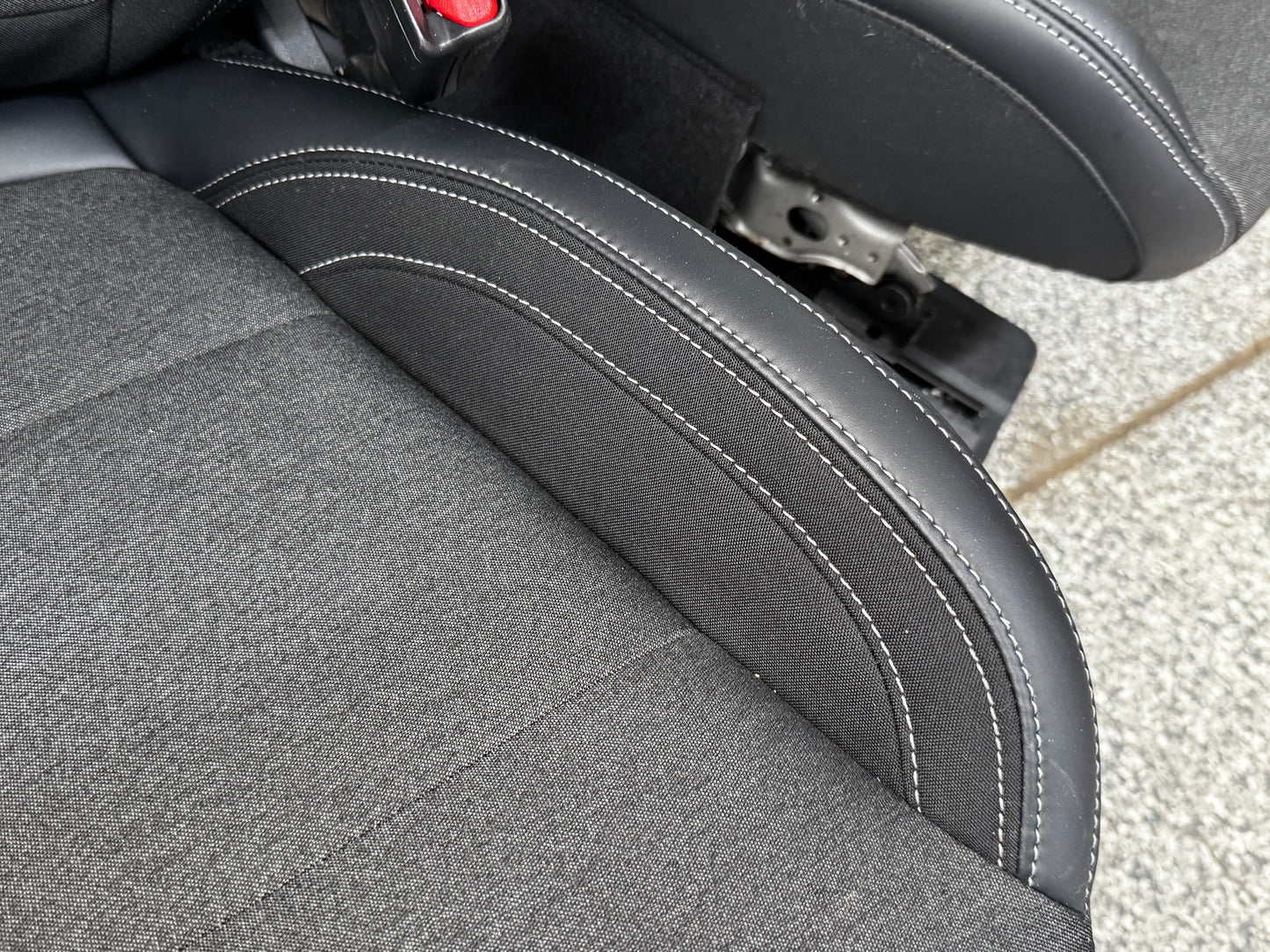 2024 Ford Mustang GT Black Cloth Leather Seats Coupe