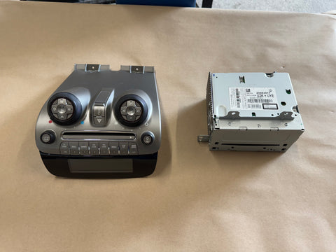2010-2015 Chevrolet Camaro SS Radio Face Plate Head Unit GM