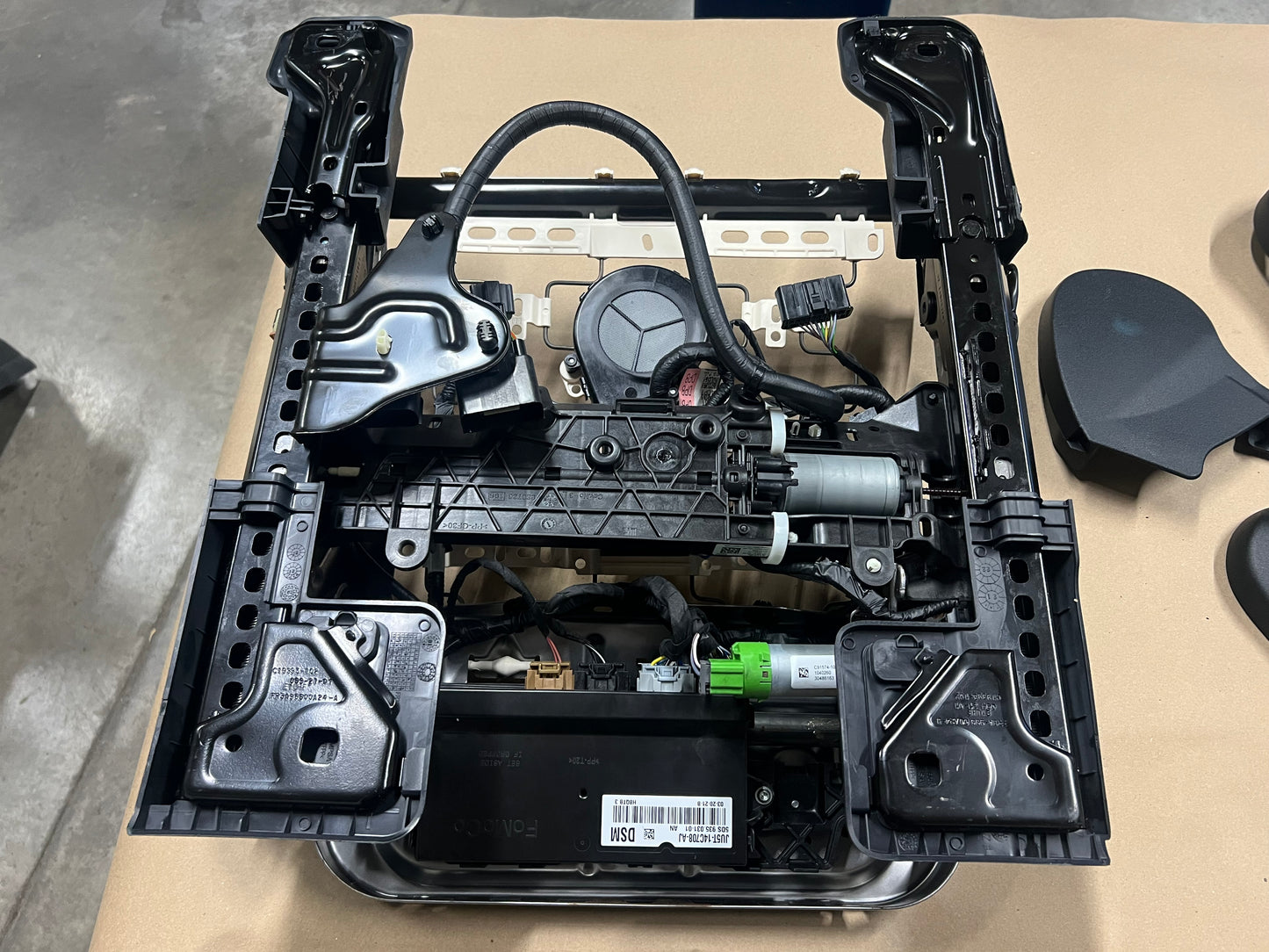 2018-2022 Ford Mustang LH Driver Side Electric Power Seat Track Heat/Cool