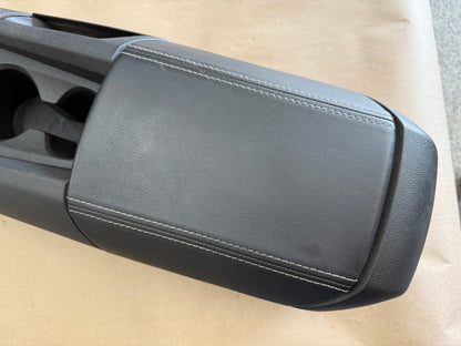 2010-2015 Chevrolet Camaro SS Center Console Assembly