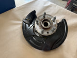 2010-2015 Chevrolet Camaro SS LH Driver Front Spindle Knuckle Hub GM
