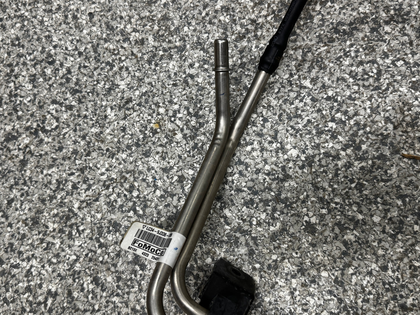 2023-2025 F-250 Pick Up Line Tube Fuel LC34-9J338-DB OEM