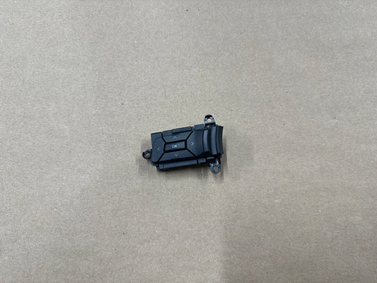 2015-2017 Ford Mustang GT LH Wheel Steering Button OK/Arrows