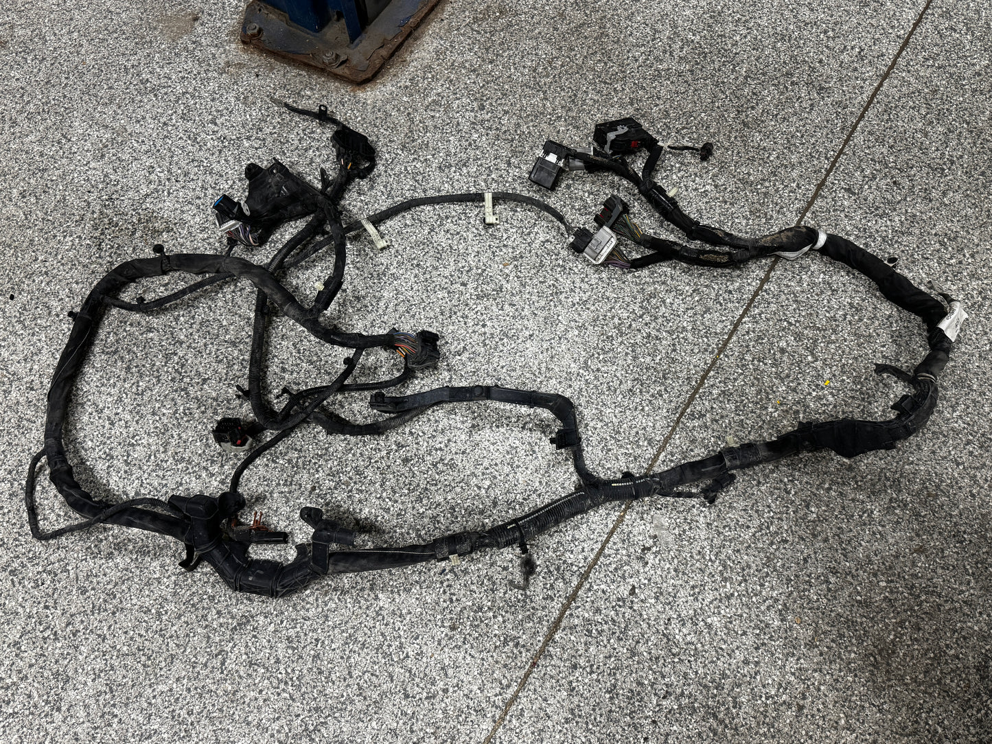 2023-2026 Ford F-250 Super Duty 6.7 Rear Chassis Wiring Harness PC3T-14405-CCF