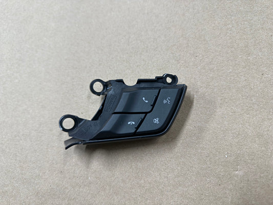 2015-2017 Ford Mustang GT RH Wheel Steering Button Sync Control