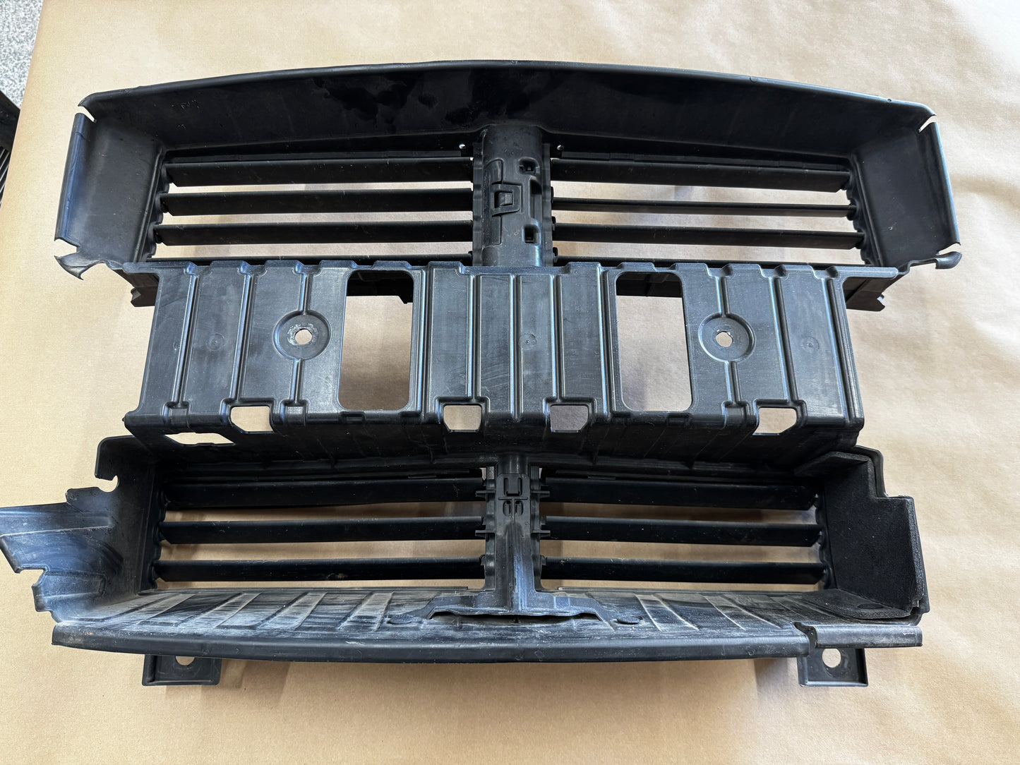 2018-2023 Ford Mustang GT Radiator Air Shutter Grille Assembly