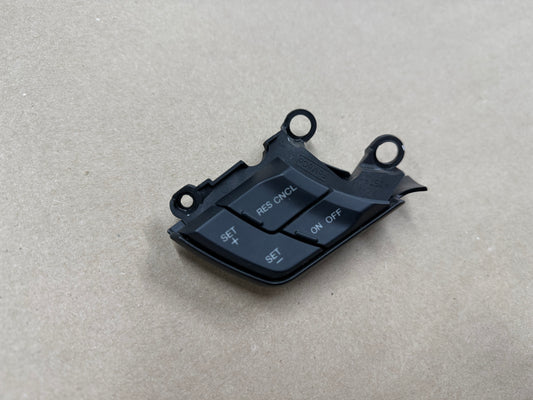 2015-2017 Ford Mustang GT LH Wheel Steering Button Cruise Control Steering