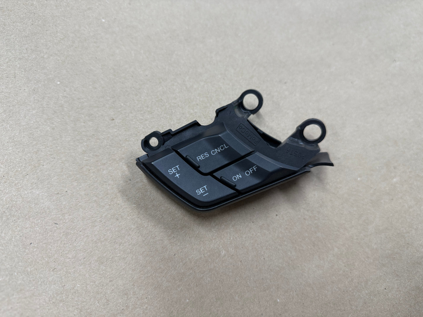 2015-2017 Ford Mustang GT LH Wheel Steering Button Cruise Control Steering