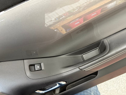 2010-2015 Chevrolet Camaro SS RH Passenger Side "Silver" Insert Door Panel