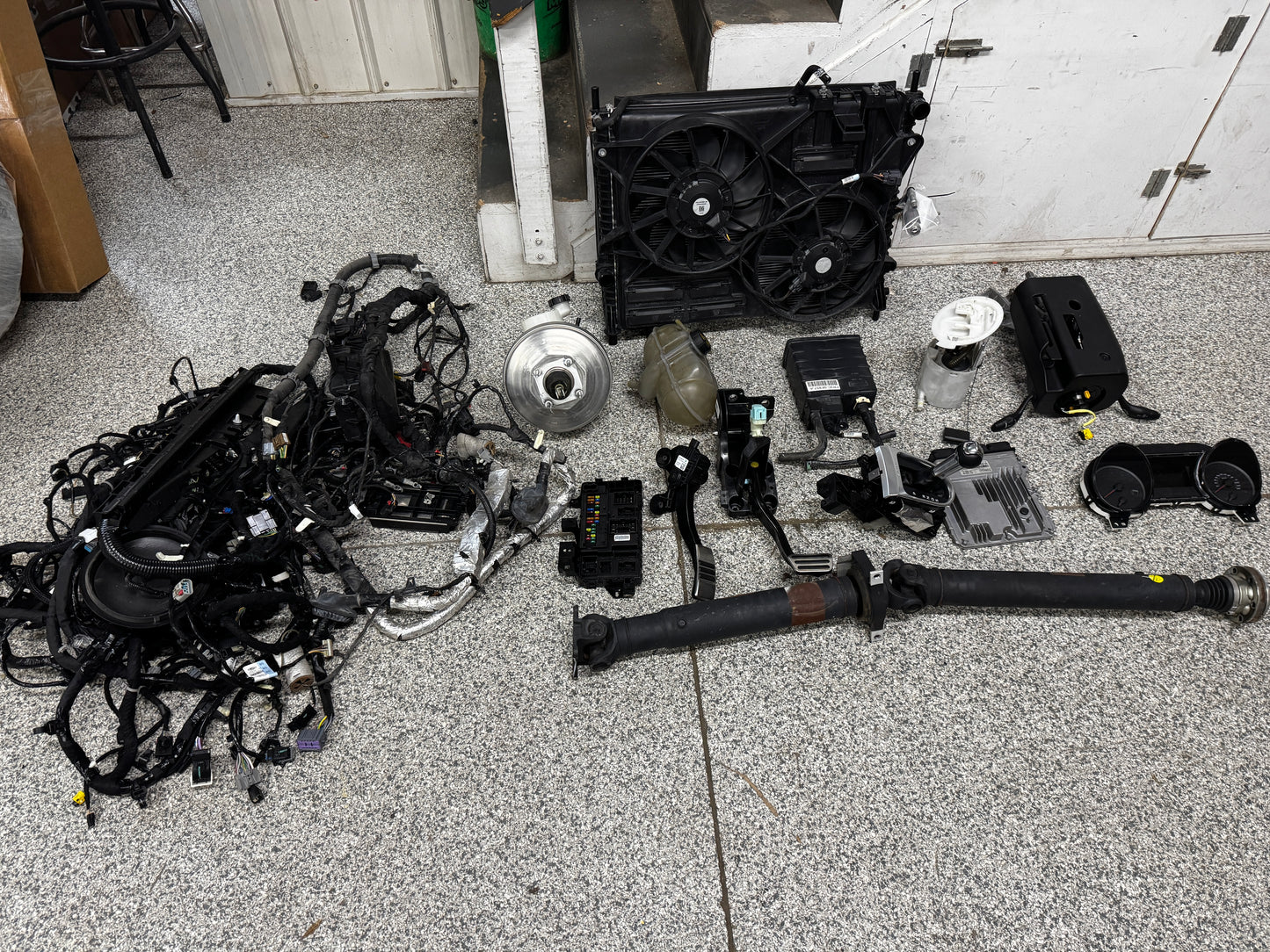 2021 Mustang 5.0 Coyote Gen 3 Engine Drivetrain 10R80 Automatic Auto