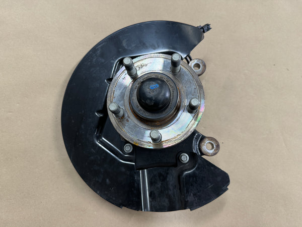 2015-2021 Ford Mustang 5.0L GT RH Passenger Side Front Spindle Knuckle Hub – OEM