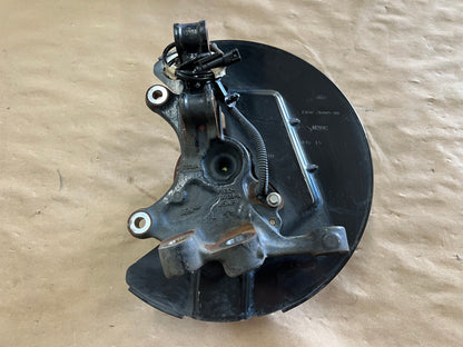 2015-2020 Ford Mustang 5.0L GT LH Driver Side Front Spindle Knuckle Hub