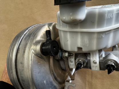 2018-2023 Ford Mustang GT 5.0 Brake Booster Master Cylinder "Manual" 28k miles