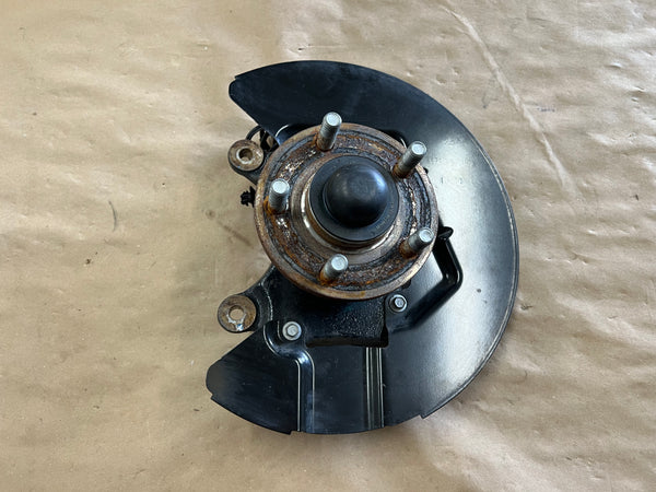 2015-2020 Ford Mustang 5.0L GT RH Passenger Side Front Spindle Knuckle Hub