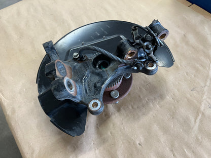 2015-2020 Ford Mustang 5.0L GT RH Passenger Side Front Spindle Knuckle Hub