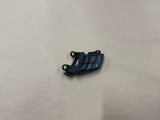 2015-2017 Ford Mustang GT RH Wheel Steering Button Sync Control