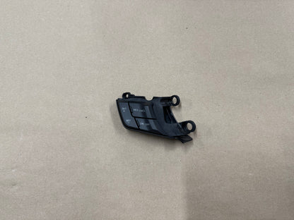 2015-2017 Ford Mustang GT LH Wheel Steering Button Cruise Control Steering
