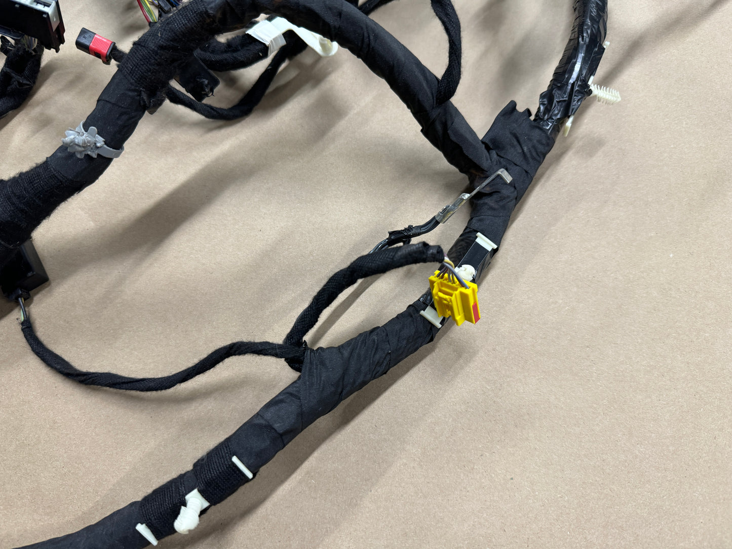 2018-2023 Ford Mustang GT 5.0 Dash Wiring Harness KR3T-14401-FD