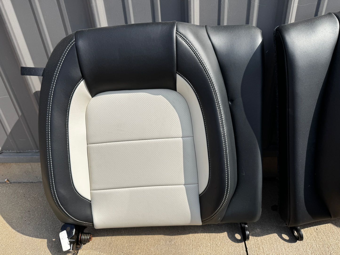 2015-2017 Mustang 50th Anniversary Leather Front Rear Seats Heated/Cooled