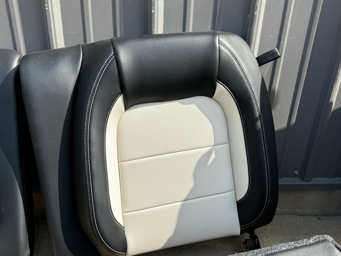 2015-2017 Mustang 50th Anniversary Leather Front Rear Seats Heated/Cooled