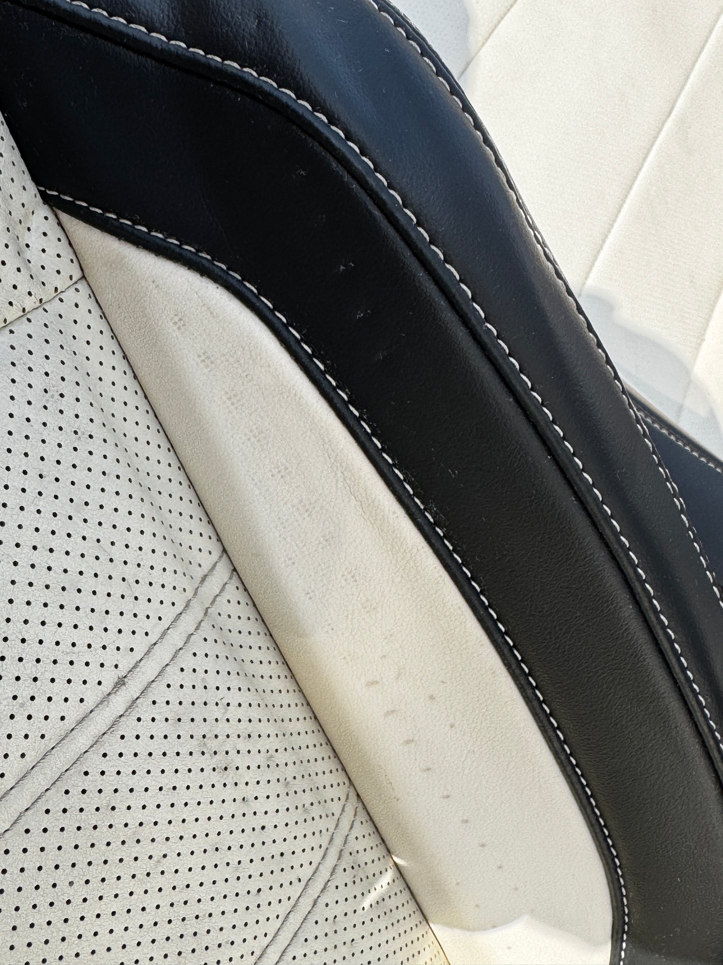 2015-2017 Mustang 50th Anniversary Leather Front Rear Seats Heated/Cooled