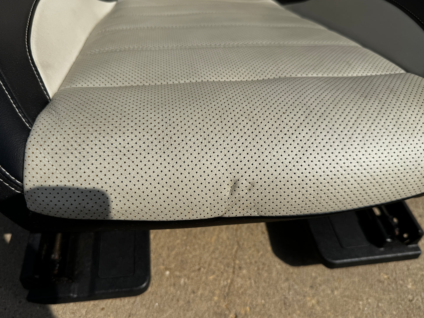 2015-2017 Mustang 50th Anniversary Leather Front Rear Seats Heated/Cooled