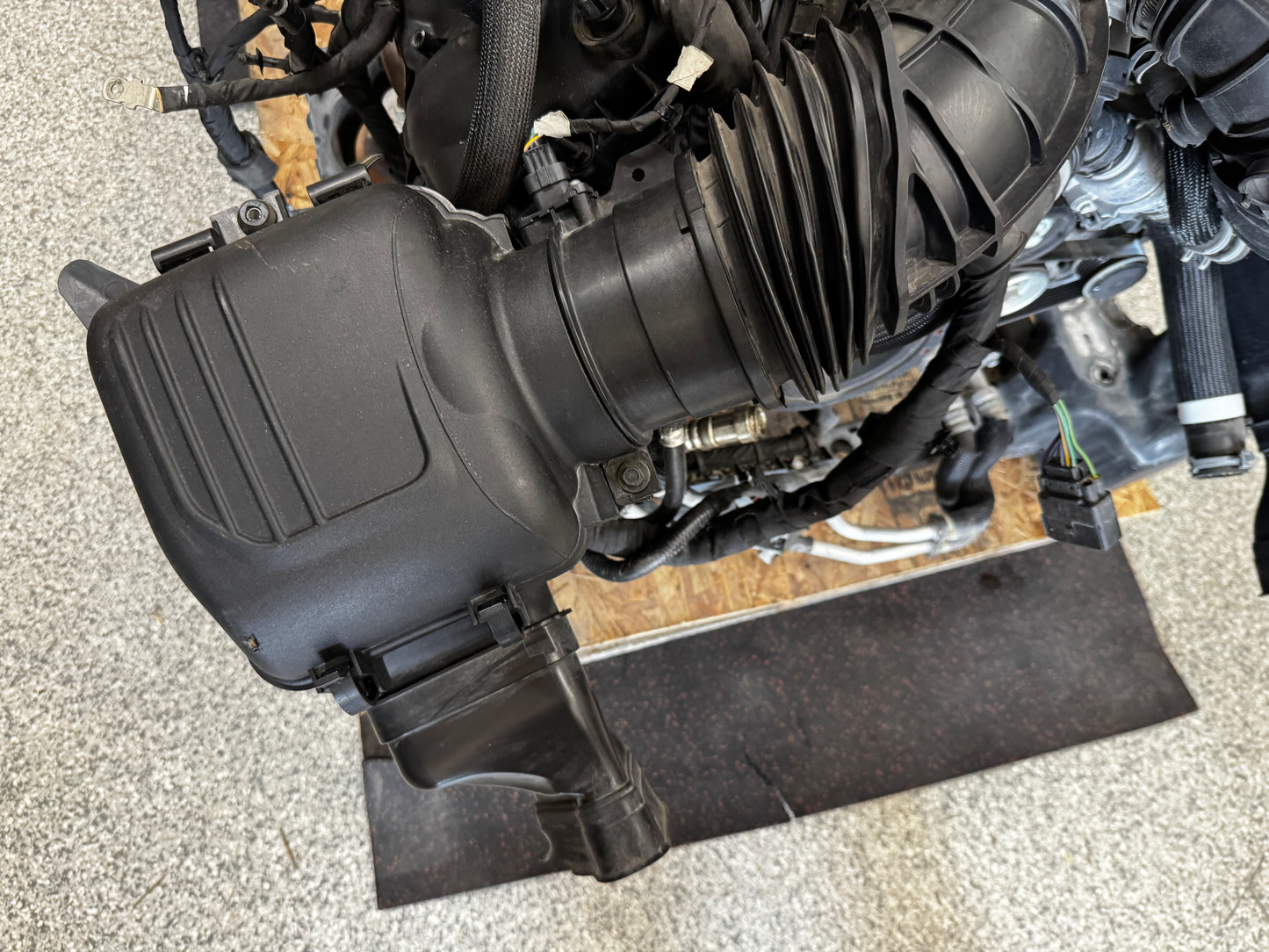 2024 Mustang 5.0 Coyote Gen 4 Engine Drivetrain MT-82 Transmission S650 19k mile