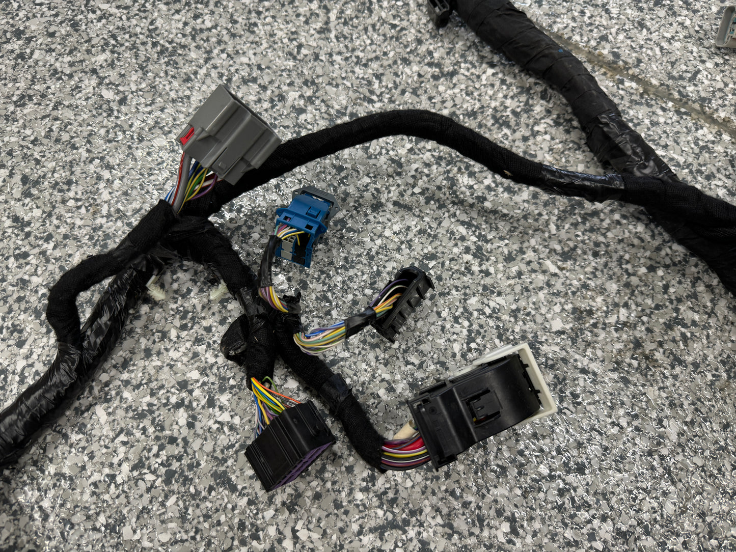 2018-2023 Mustang GT Body Wiring Harness Convertible KR3T-14A005-AF
