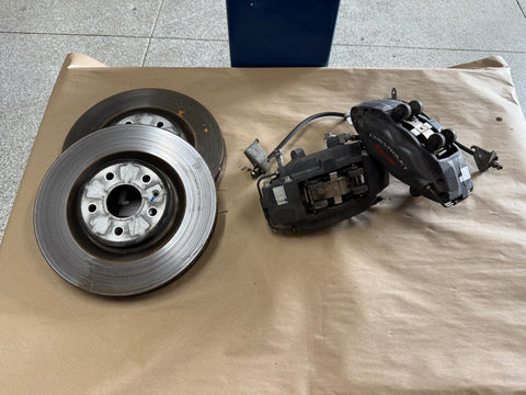 2010-2015 Chevrolet Camaro SS Brembo Front Brakes Calipers & Rotors
