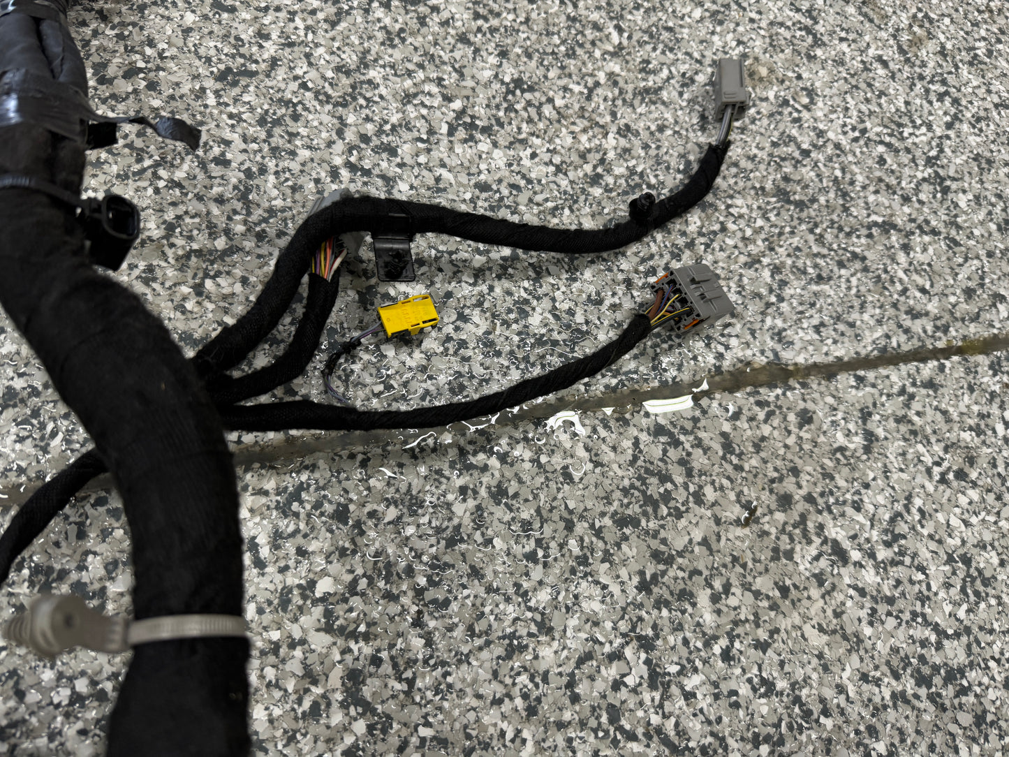 2018-2023 Mustang GT Body Wiring Harness Convertible KR3T-14A005-AF