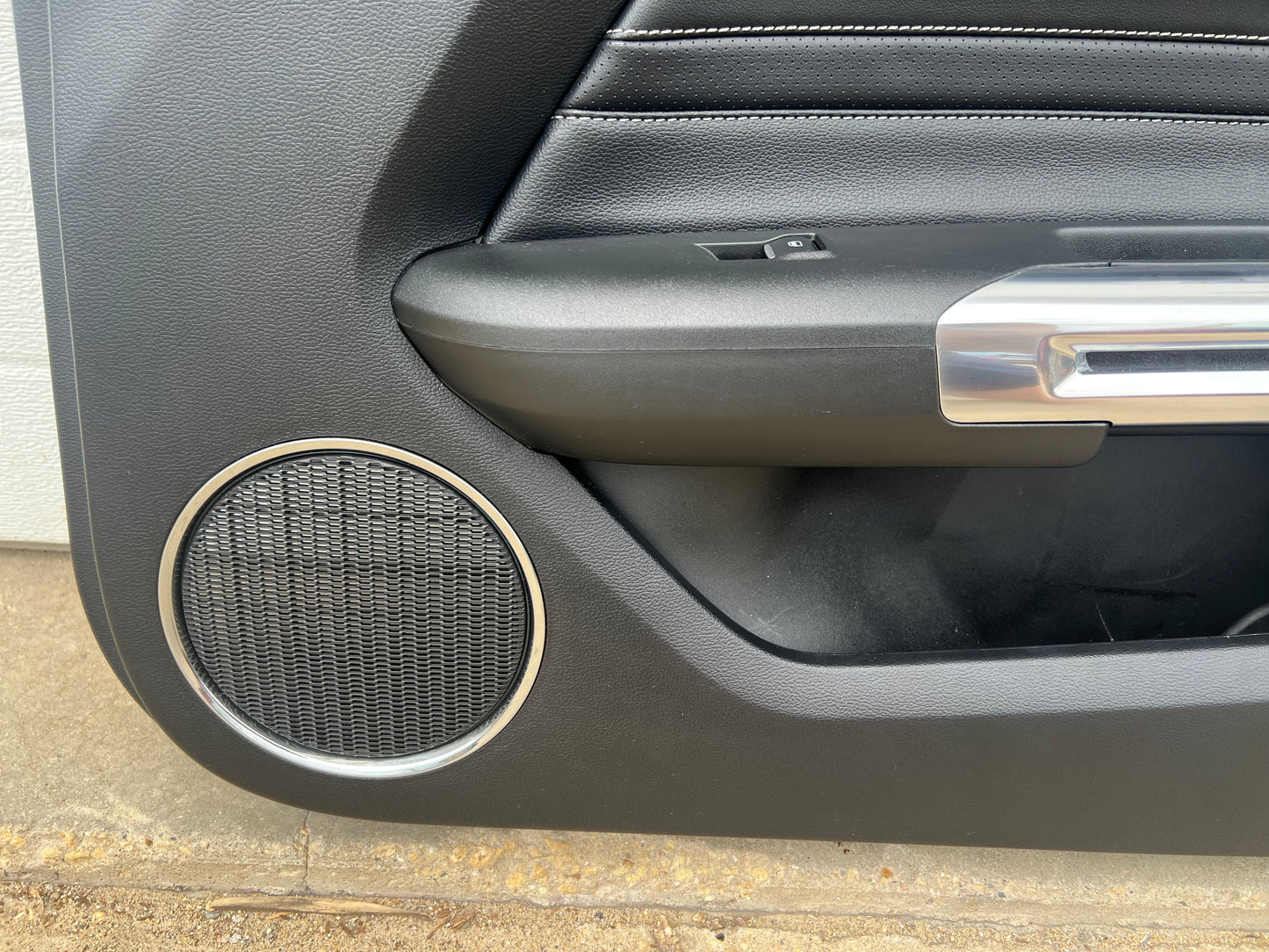 2018-2023 Mustang GT V6 EcoBoost RH Passenger Leather Insert Door Panel Soft