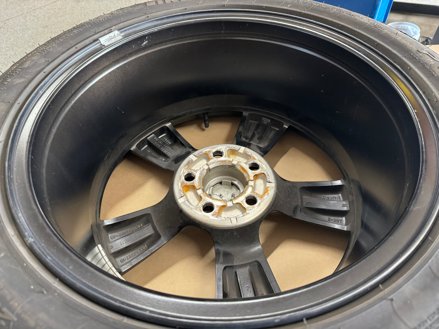 2018-2023 Ford Mustang GT 5.0 18x8" Wheel Pirelli Pzero 235/50/18 - OEM