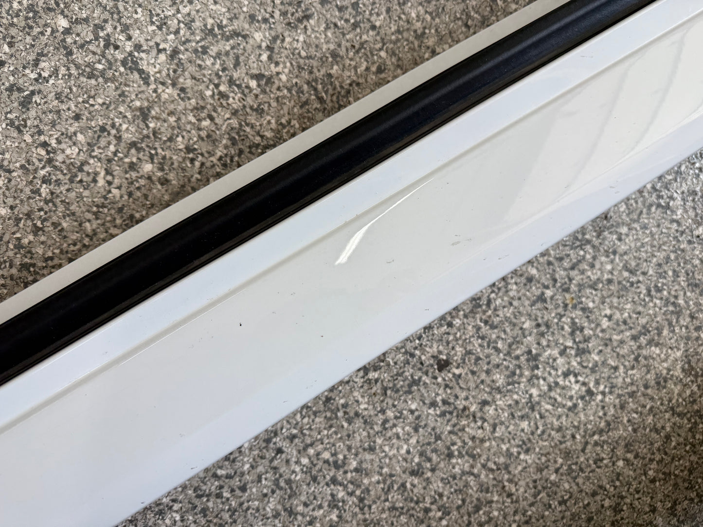 2014-2015 Chevrolet Camaro SS Ground Effects Package Side Skirts Pair "White" OEM