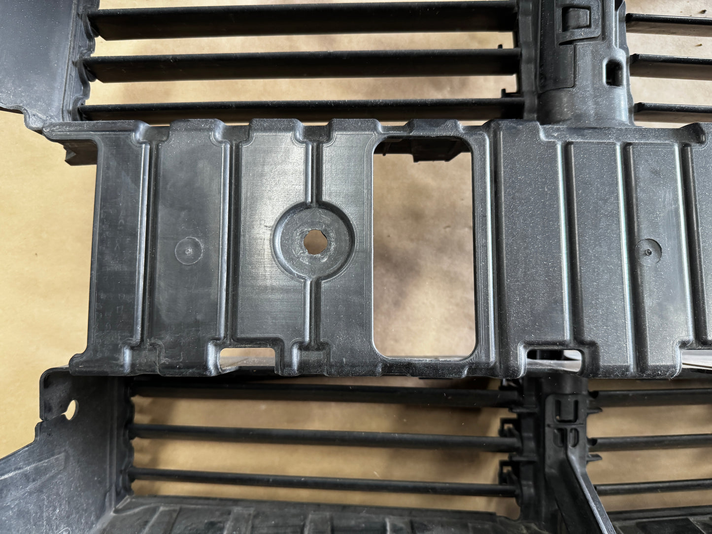 2018-2023 Ford Mustang GT Radiator Air Shutter Grille Assembly