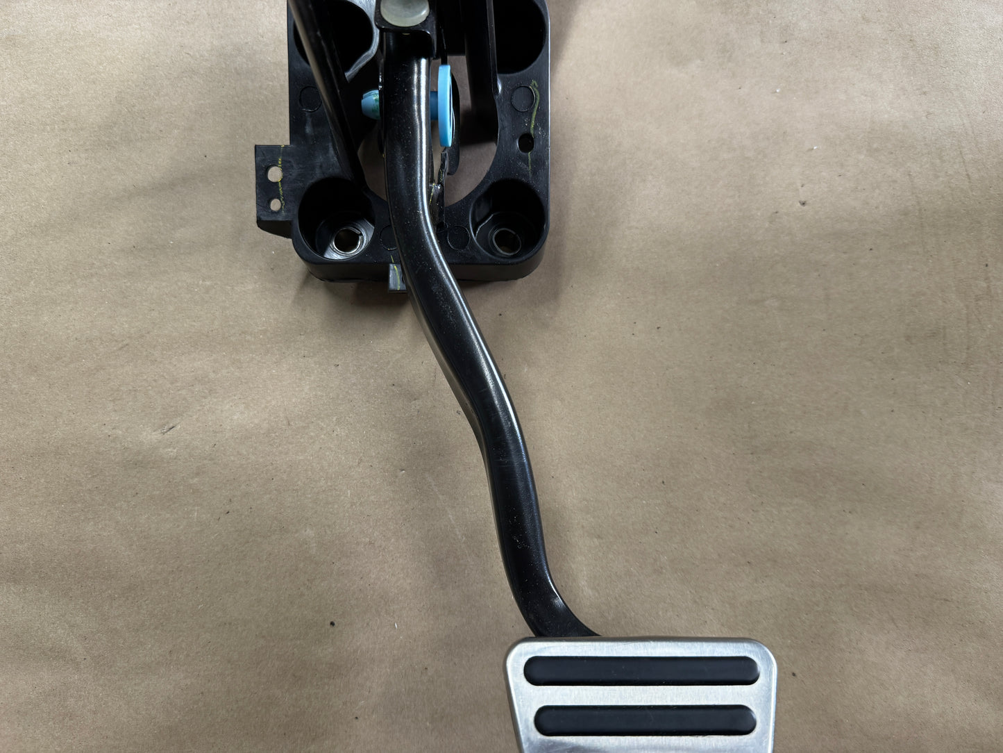 2018-2022 Ford Mustang GT Automatic Brake Pedal Assembly Accelerator - OEM