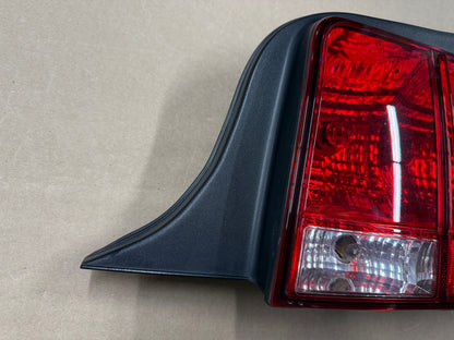 2005-2009 Ford Mustang GT V6 GT500 Tail Light RH Passenger Side