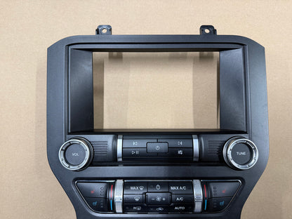 2021 Ford Mustang GT Touch Screen, Face Plate, Radio, Module USB Port