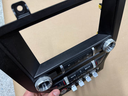 2021 Ford Mustang GT Touch Screen, Face Plate, Radio, Module USB Port