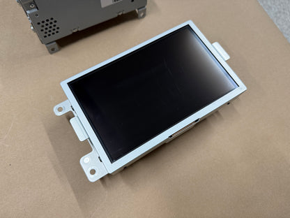 2021 Ford Mustang GT Touch Screen, Face Plate, Radio, Module USB Port