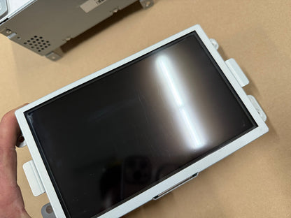 2021 Ford Mustang GT Touch Screen, Face Plate, Radio, Module USB Port