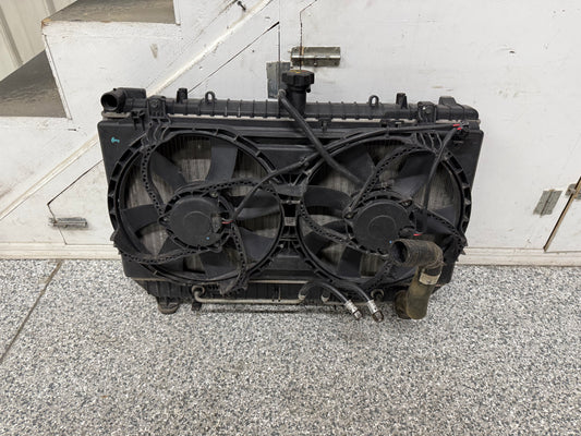 2010-2015 Chevrolet Camaro SS 6.2L Radiator Fan Assembly A/C Condenser