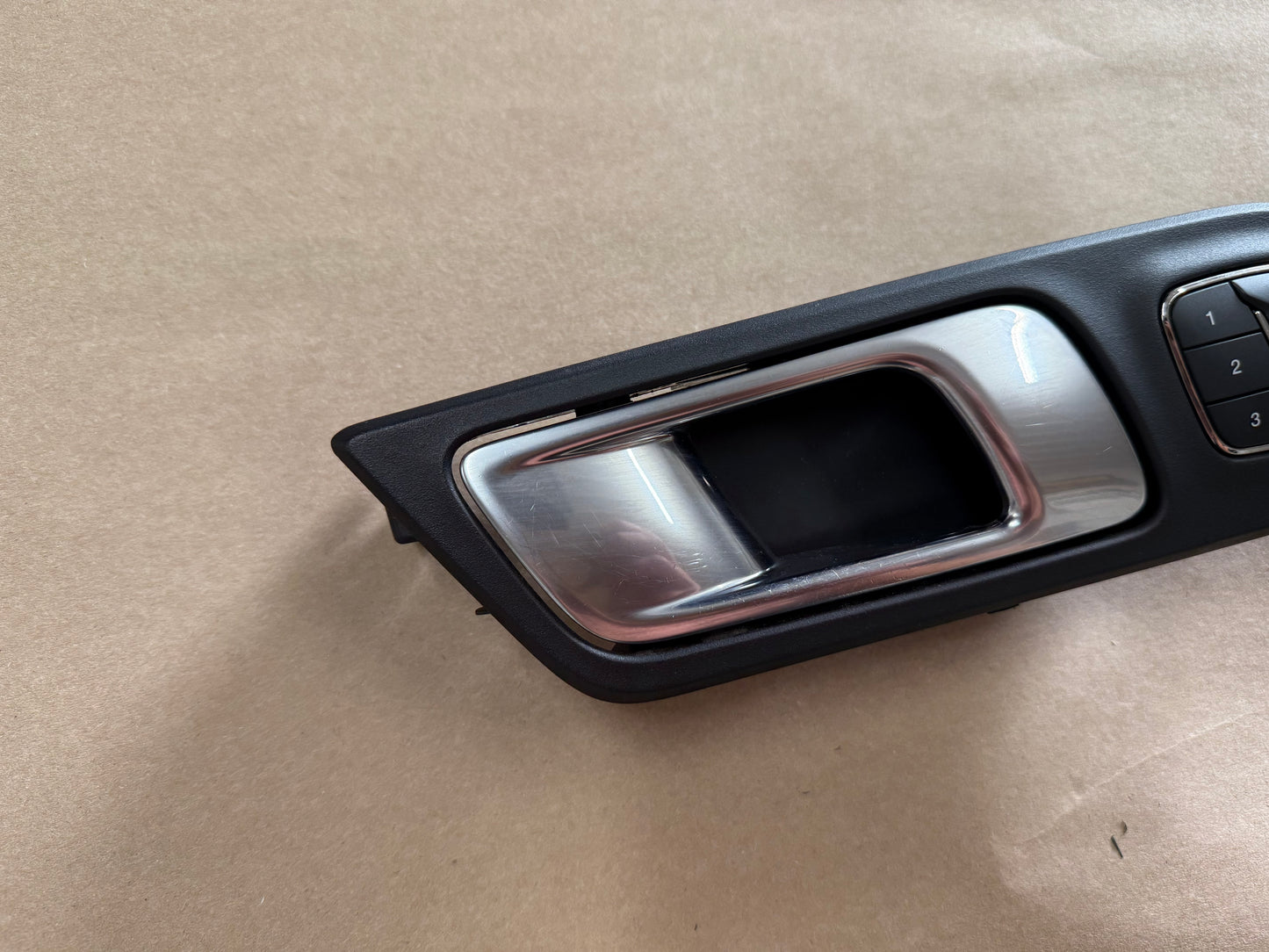 2018-2023 Ford Mustang GT LH Driver Memory Door Handle Buttons Trim
