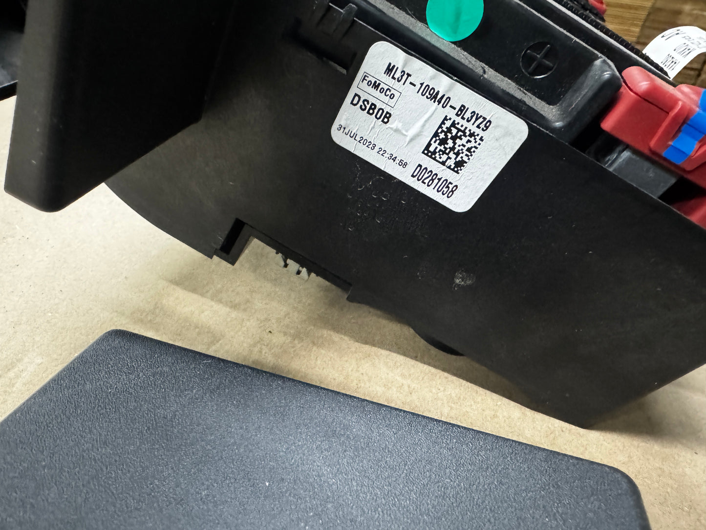 2023-2025 Ford F-250 F-350 Power Inverter Dual Battery Batteries AUX OEM