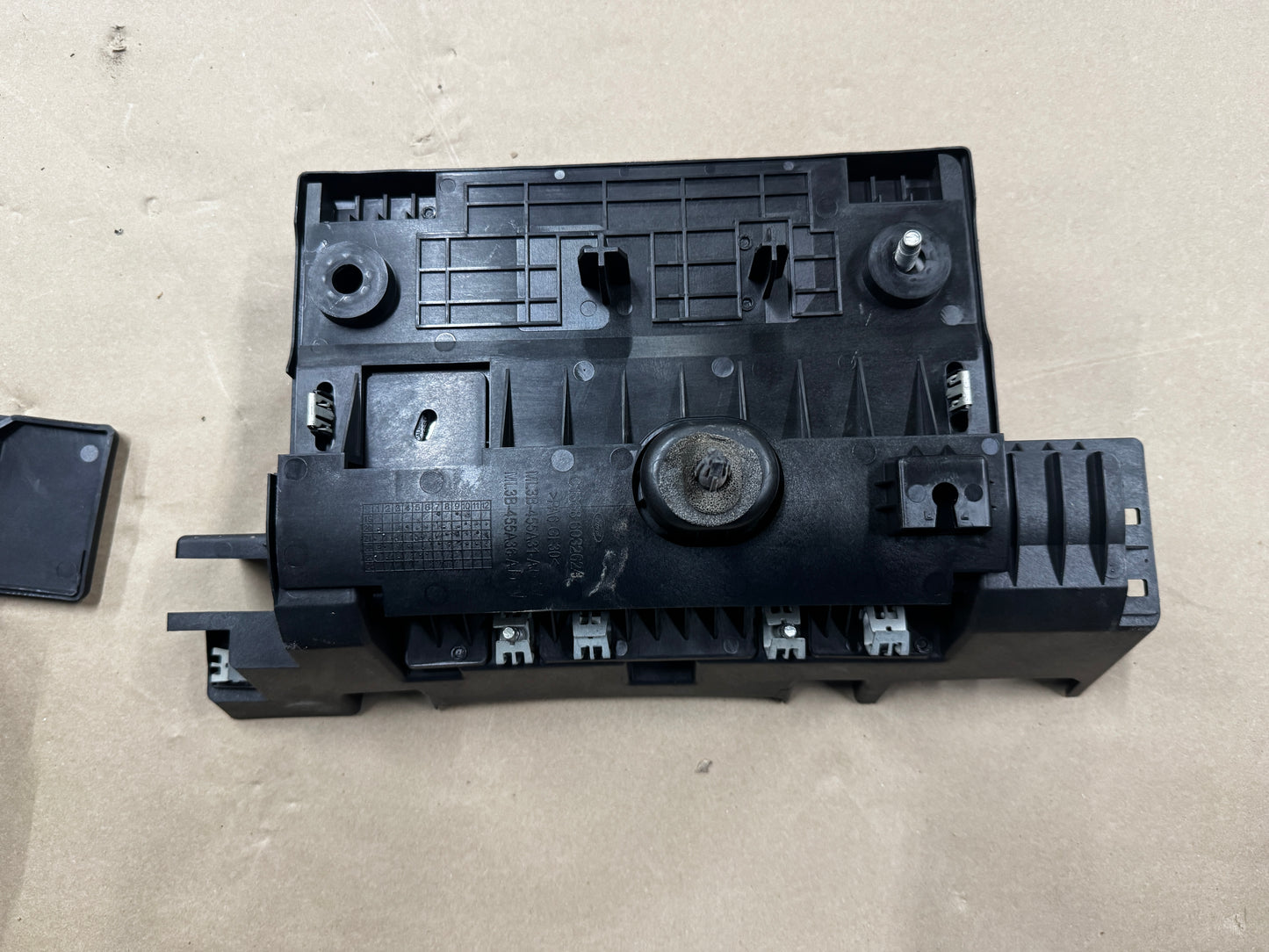 2023-2025 Ford F-250 F-350 Power Inverter Dual Battery Batteries AUX OEM
