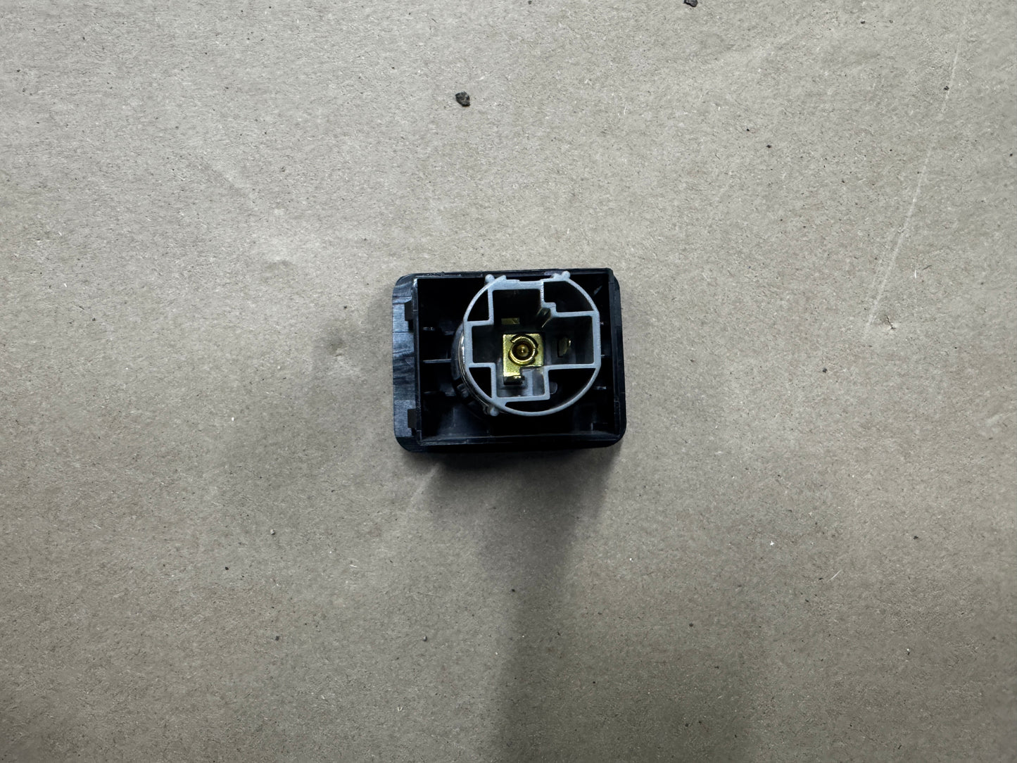2023-2025 Ford F-250 F-350 Super Duty Dash Panel 12V Plug In ML3T-19A487-AD