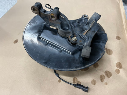2015-2020 Ford Mustang 5.0L GT RH Passenger Side Front Spindle Knuckle Hub