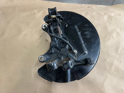 2015-2020 Ford Mustang 5.0L GT LH Driver Side Front Spindle Knuckle Hub